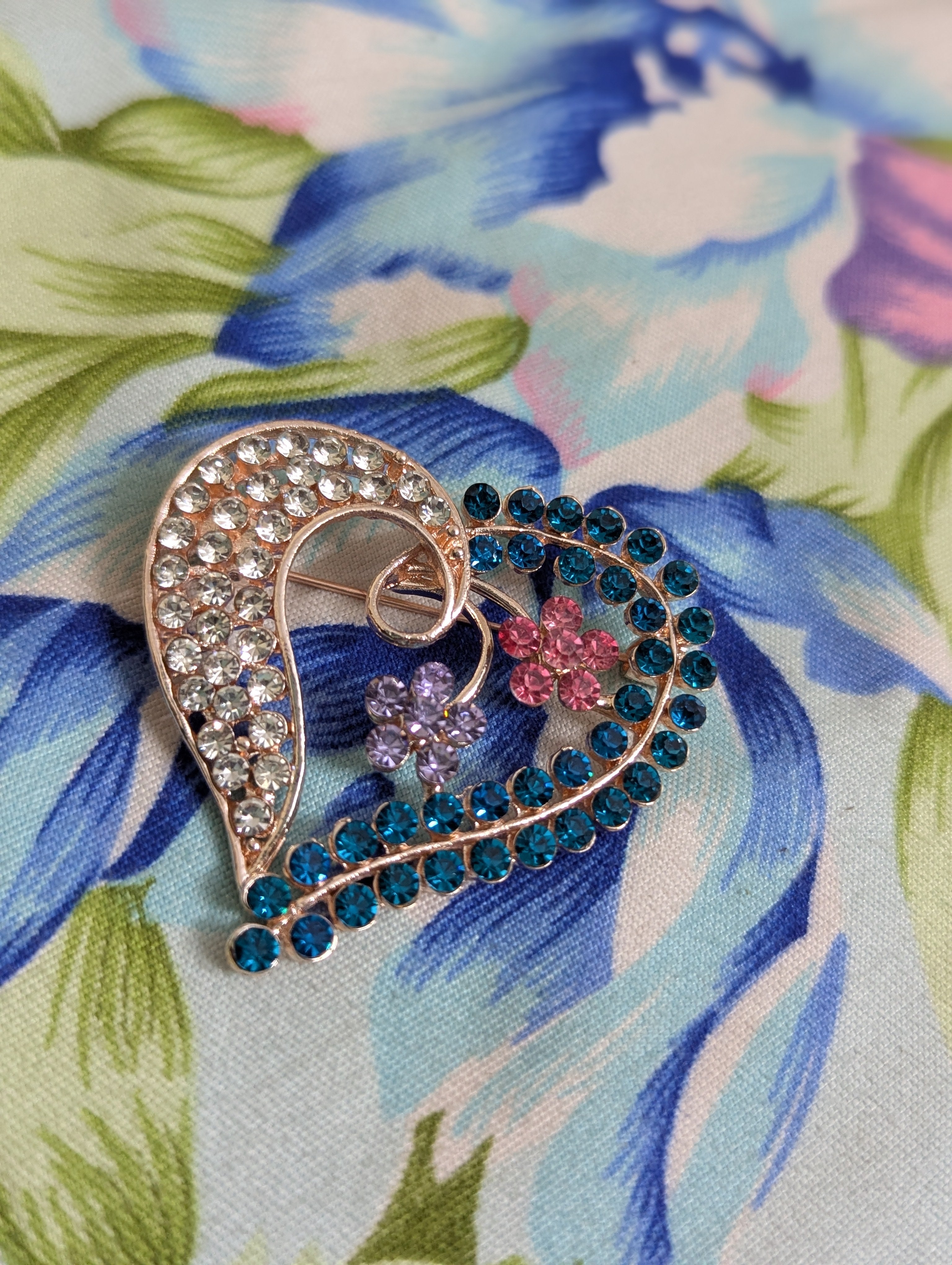Fancy Brouch Pin